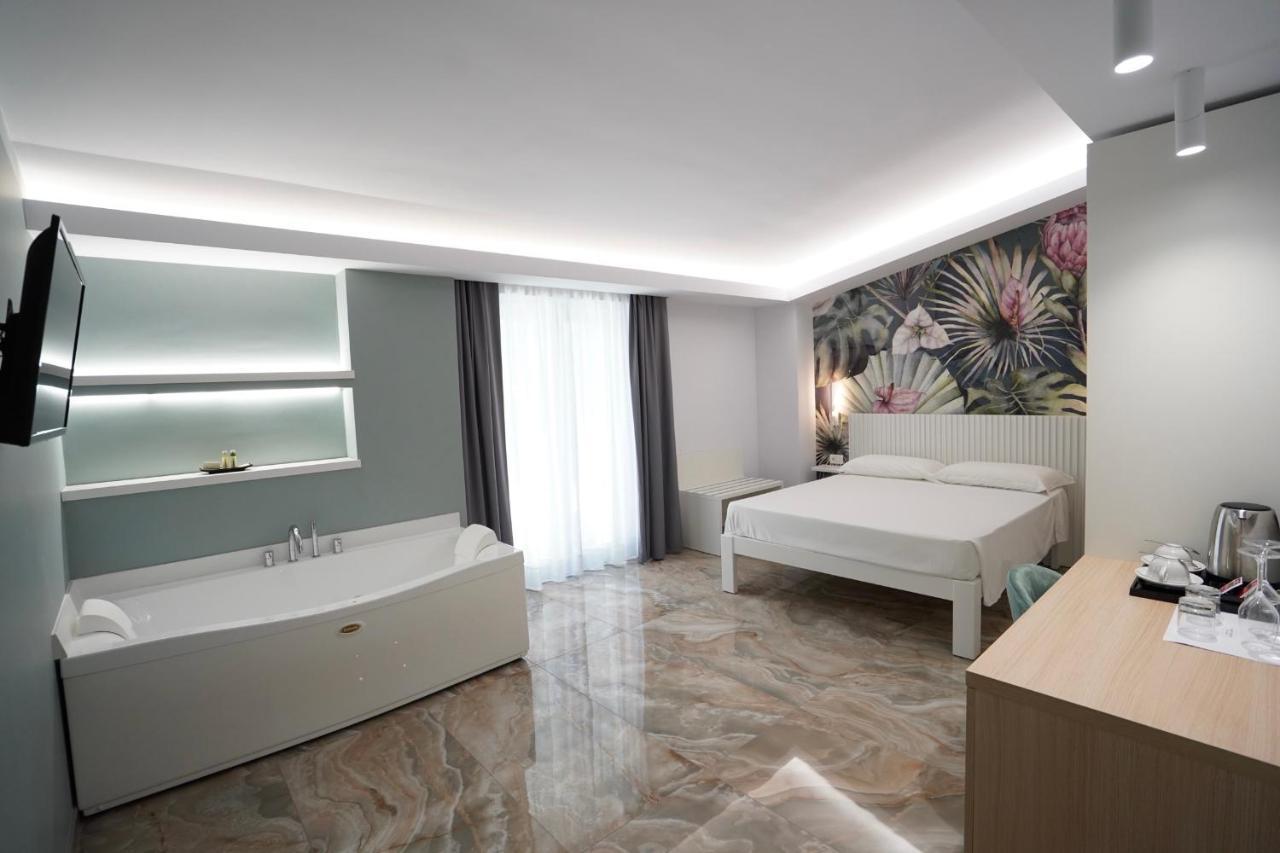 Harmony Tropea Rooms & Suites Екстериор снимка